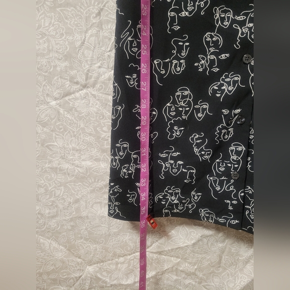 Funky face dress with pockets xs - Picture 8 of 8